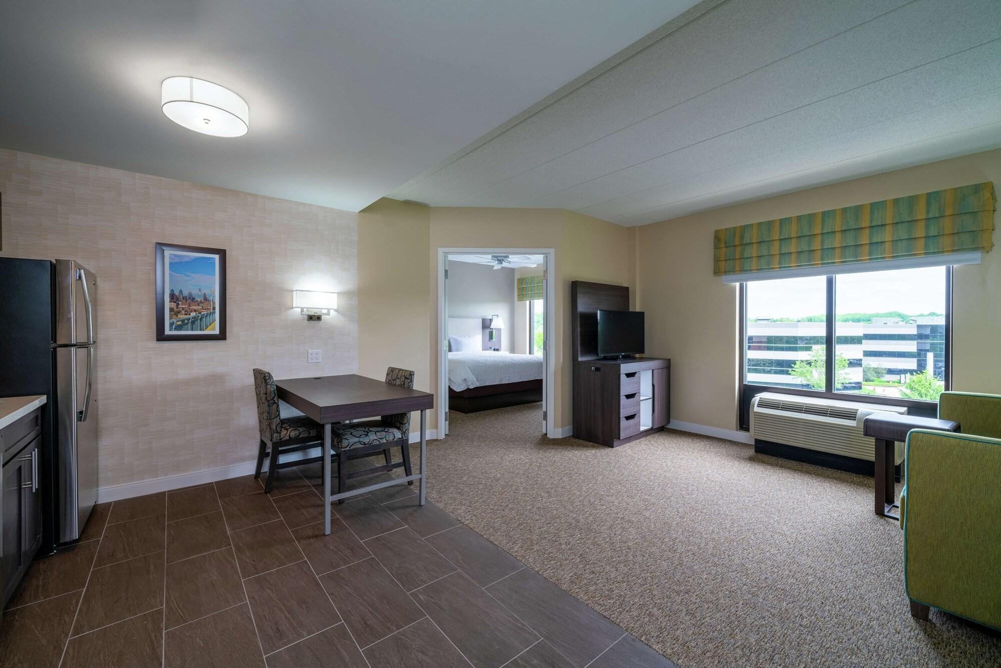 Hampton Inn & Suites Valley Forge/Oaks Фініксвіль Екстер'єр фото
